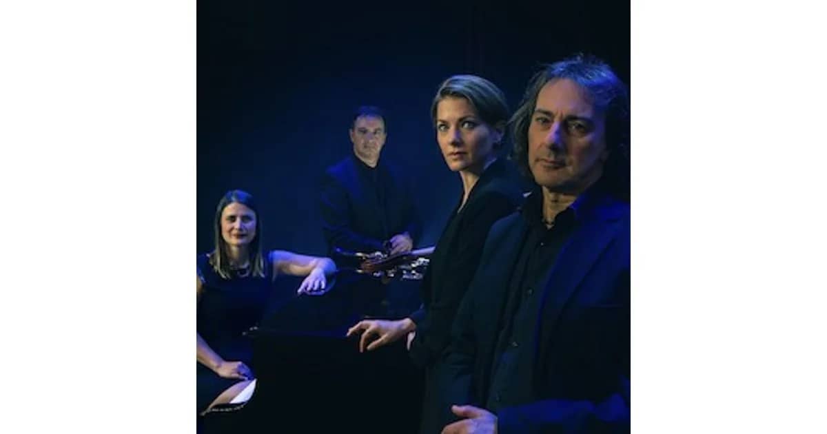 Pippo Pollina & Quartetto Acustico - La vita è bella così com’è event poster