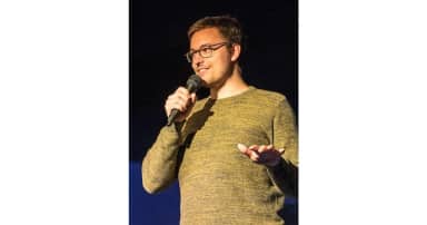 Rotating Comedians