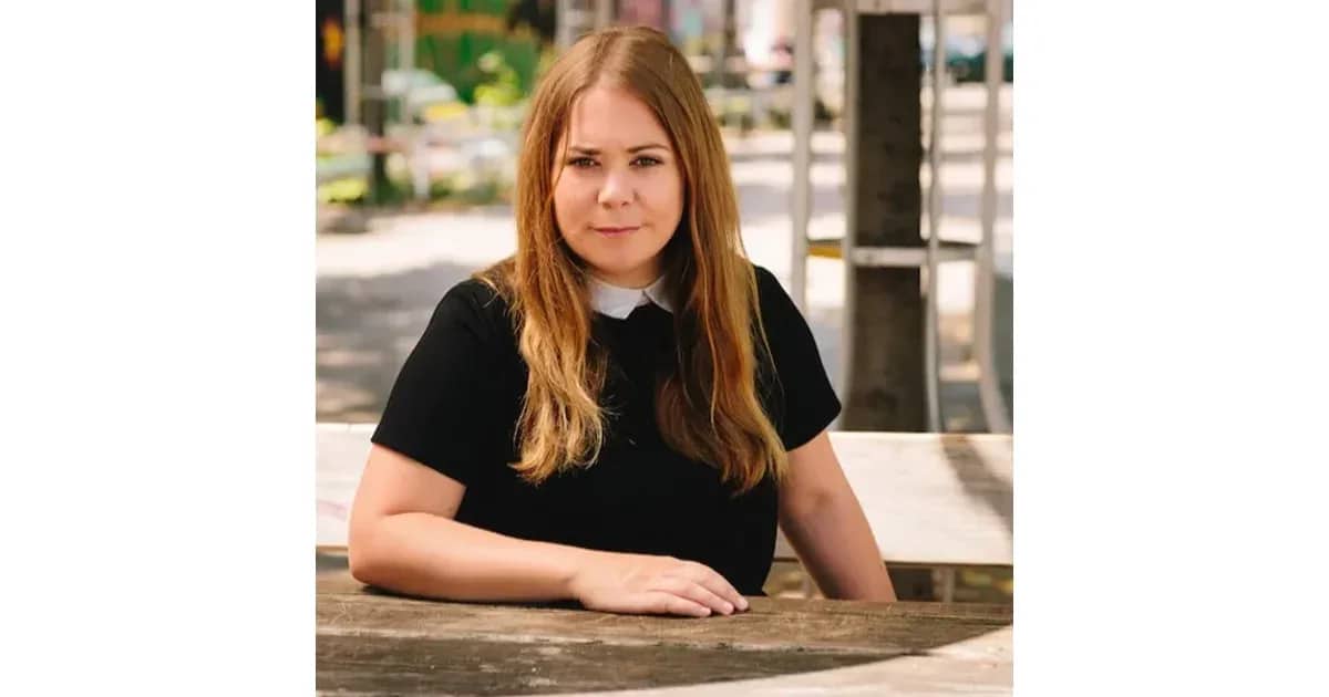Stefanie Sargnagel - Stefanie Sargnagel liest aus "Oktoberfest" und "Opernball"