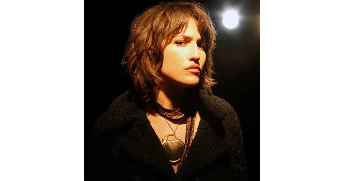 Joan As Police Woman - 20 Years of Real Life Tour