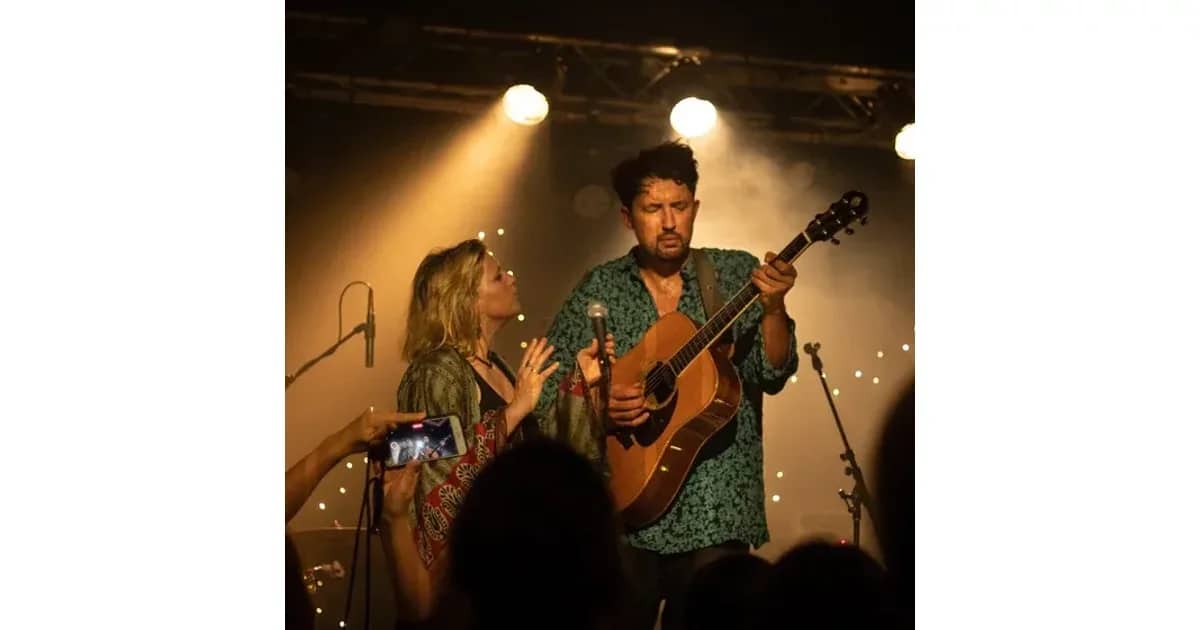 Wohnzimmerkonzerte Festival - Toi Et Moi | Ronja Maltzahn | Finn Moriz | Flora Falls