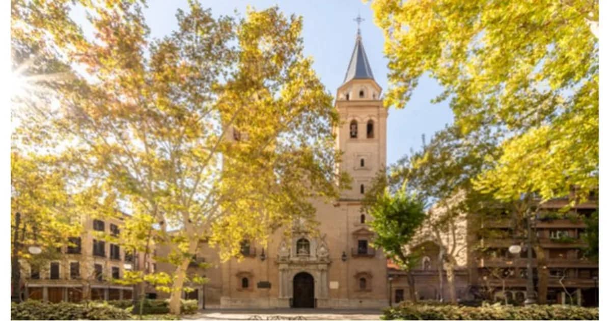 Visita al Tesoro de la Virgen de las Angustias