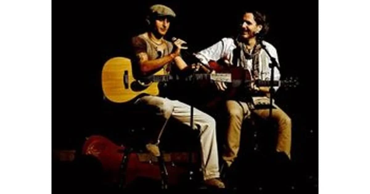 Simon & Garfunkel - Tribute meets Classic - Graceland Duo mit Streicherquartett und Band