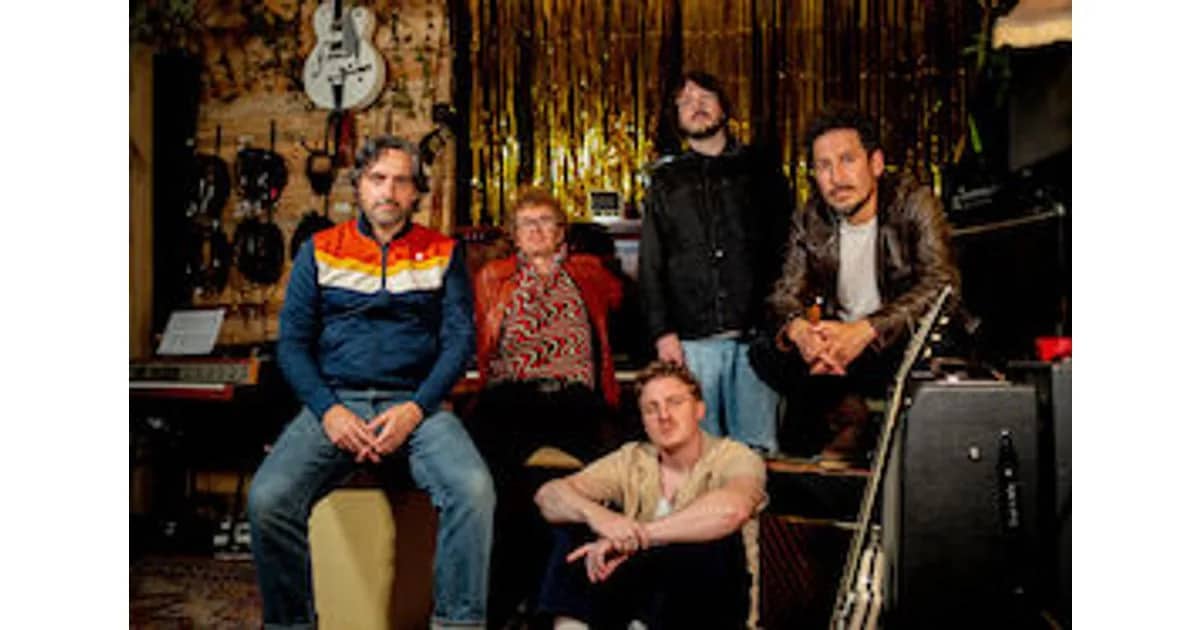 Mamas Gun - Support: MT Jones