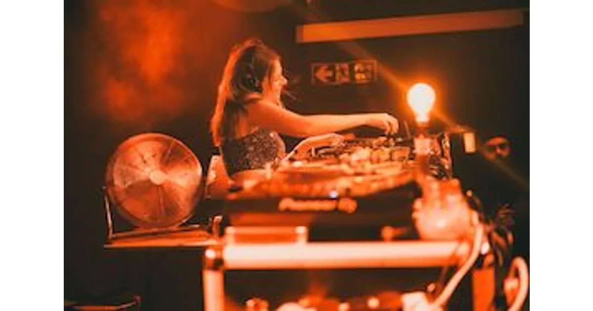 Sonstiges 2026 - Club Night: Love is Everywhere