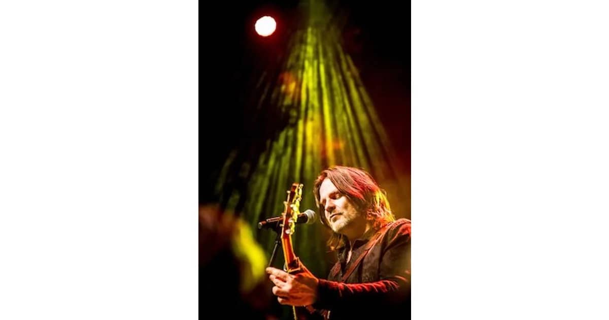 Ray Wilson - GENESIS CLASSIC - RAY WILSON, der Ex-Sänger von GENESIS, präsentiert die größten Hits der Bandgeschichte und seiner Solokarriere.