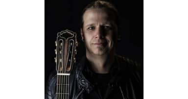 Stefan Eichner spielt Reinhard Mey