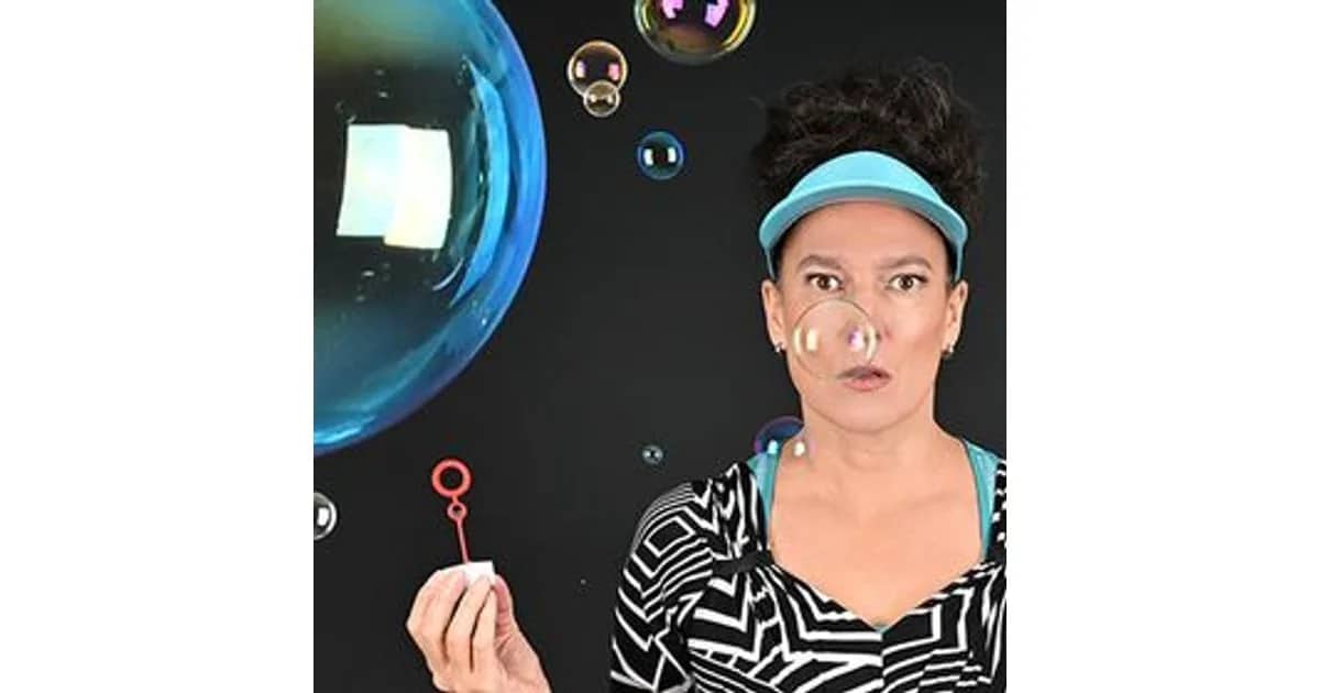 Stefanie Kerker - Utopie To Go!
