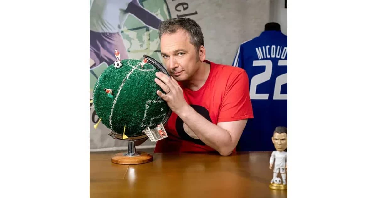 Arnd Zeigler - Immer Glück ist Können! Zeiglers wunderbare Welt des Fußballs - LIVE