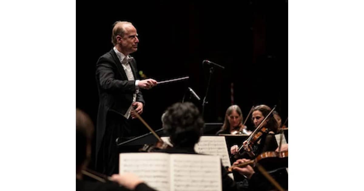 Concert Lounge zum ersten Sinfoniekonzert - Brahms` 1. Symphonie - Dirigat & Moderation: GMD Jochem Hochstenbach