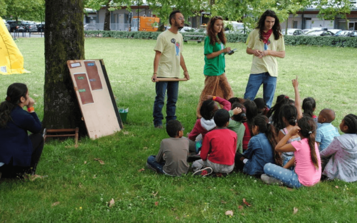 Ateliers découverte de la biodiversité avec les petits débrouillards