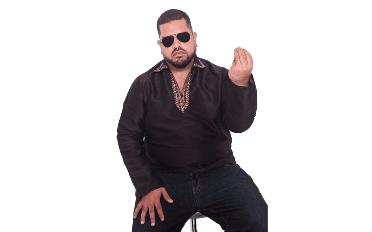 Masood Boomgaard présentera pour une date unique en France son spectacle en anglais à L'Archipel le 19 septembre 2026 event image