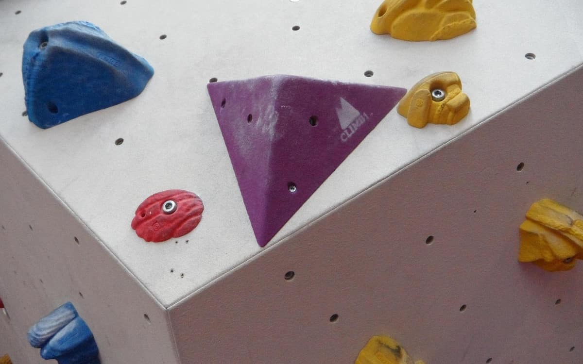 Quartier d'été : sortie en salle d'escalade + pique + jeux