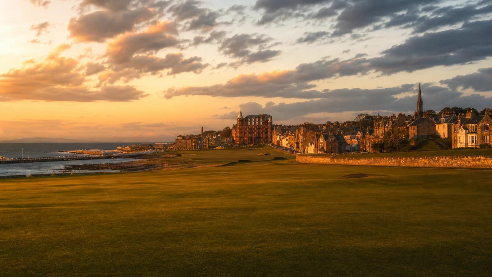 St Andrews travel hero