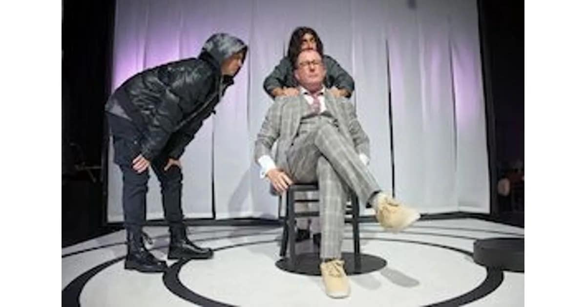 Theater am Abend - Achtsam morden event image