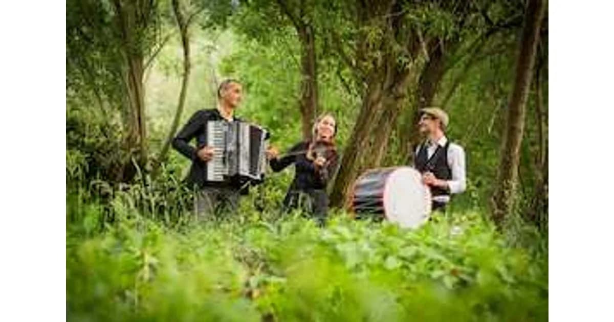 Konzerte im Schwanen - Balkan-Ball mit ZAKUSKA & Bettina Pinkert event image