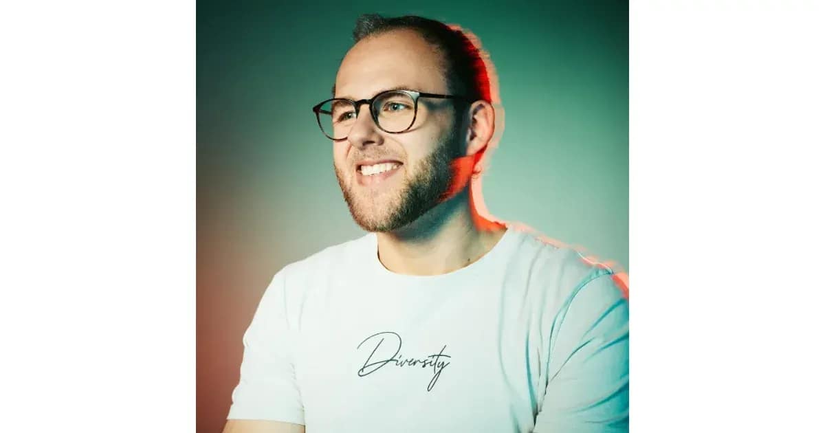Sven Bensmann - Svenomenal event image