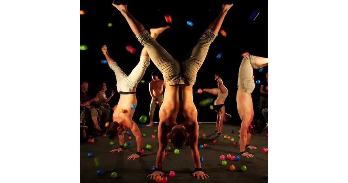 Show/Theater/Literatur 26/27 - Gravity & Other Myths event image