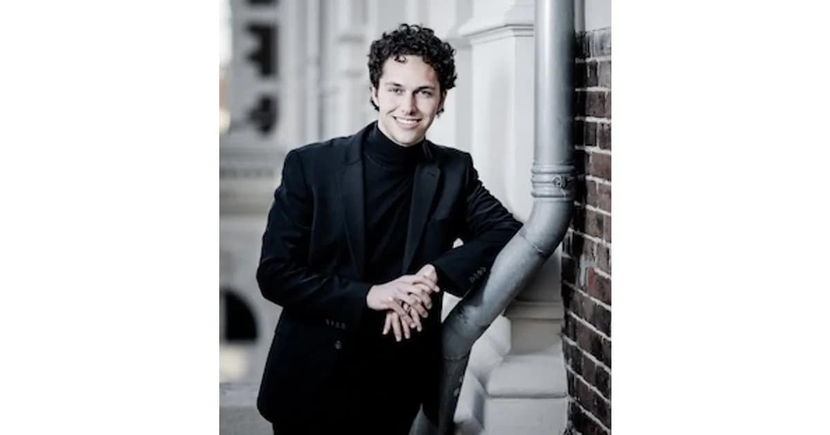 Nikola Meeuwsen | Klavier - Werke von Bach/Brahms, Schubert & Beethoven event image