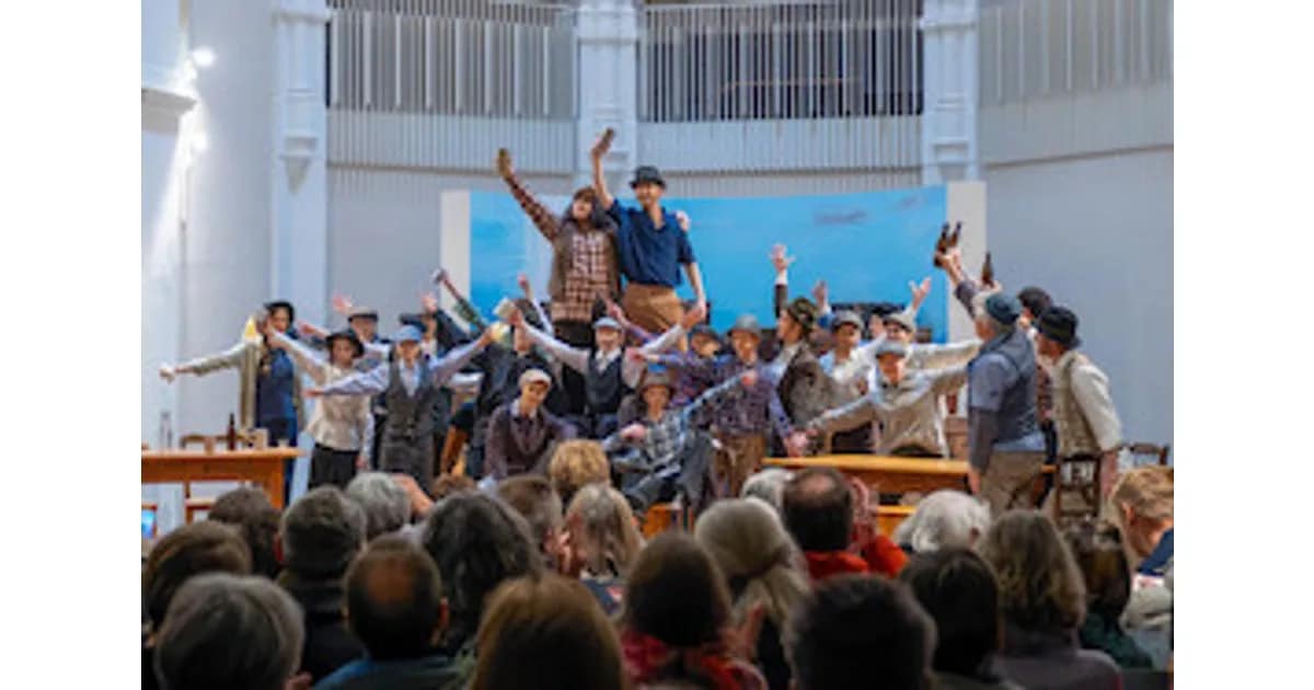 Annie (Musical) - Premiere event image