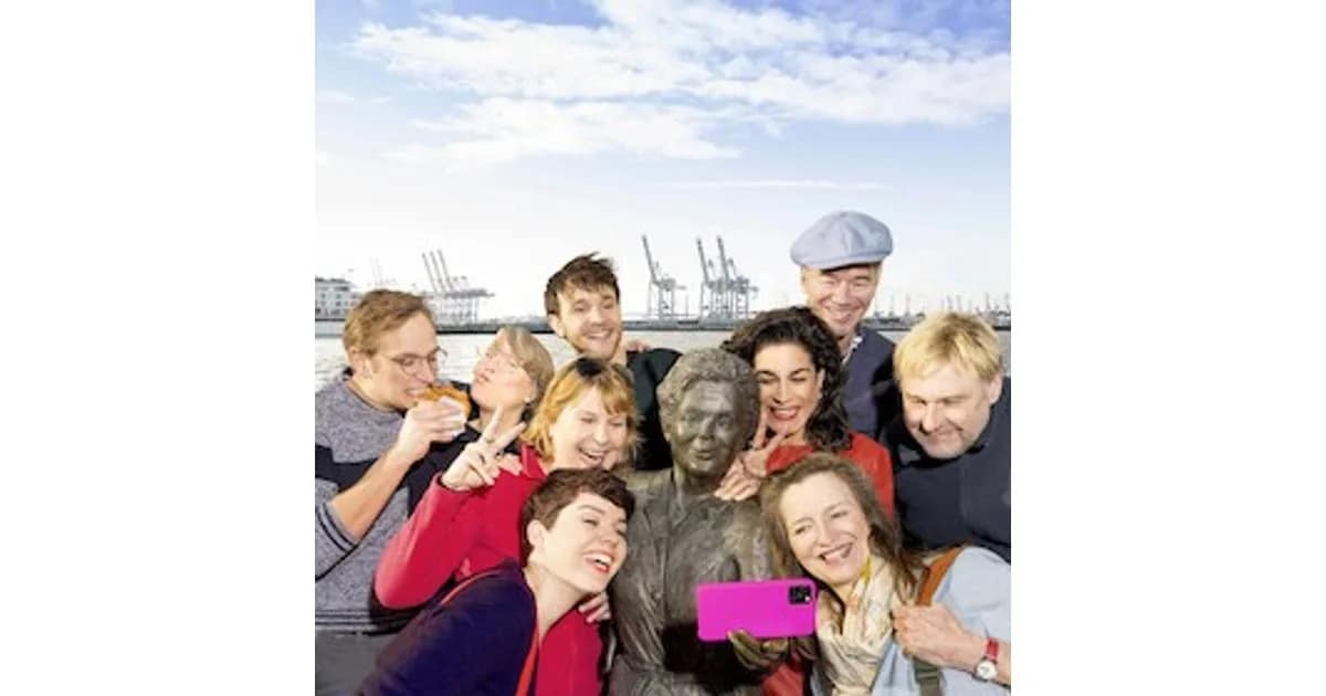 Abos Spielzeit 2026/2027 - Dat Schietwedder-Pack Donnerstag 19:30 Uhr event image