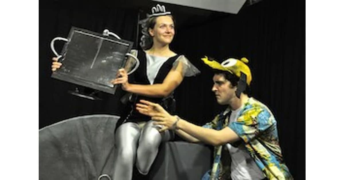 Fremdsprachiges Theater - Light Fingers event image