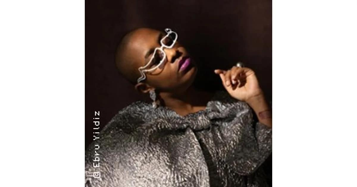 Cécile McLorin