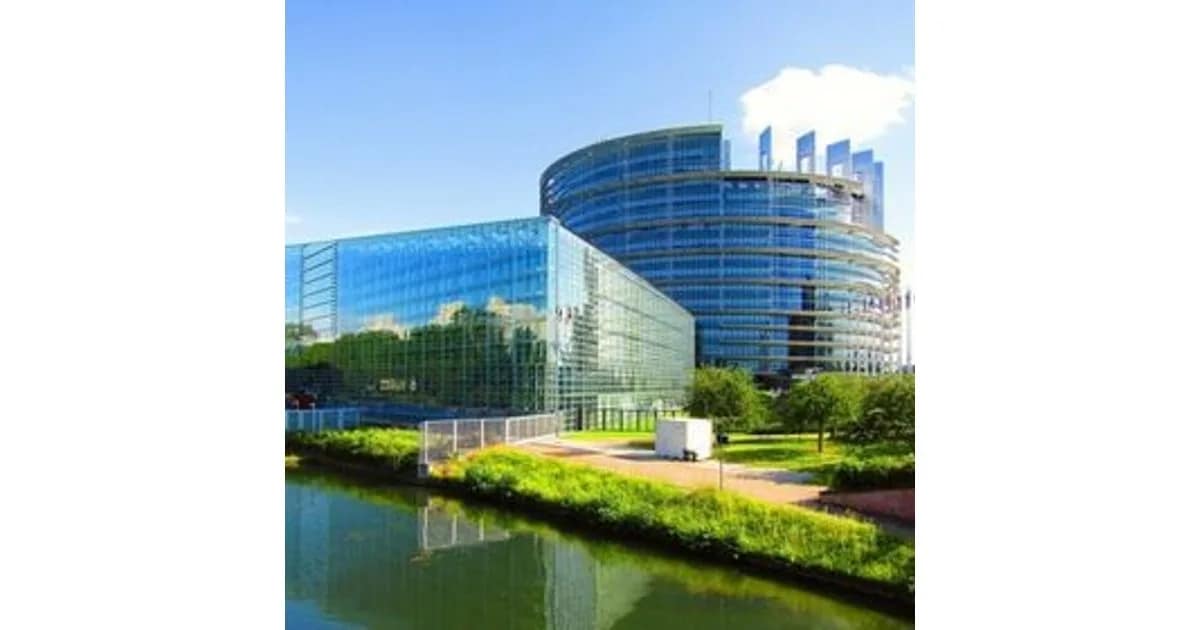 Europäisches Straßburg – Führung durch Europaviertel und Europaparlament event image