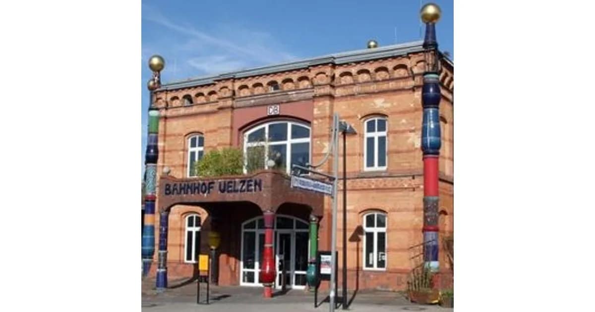 Uelzens schönste Seiten - Hansestadt Uelzen & Hundertwasser-Bahnhof event image