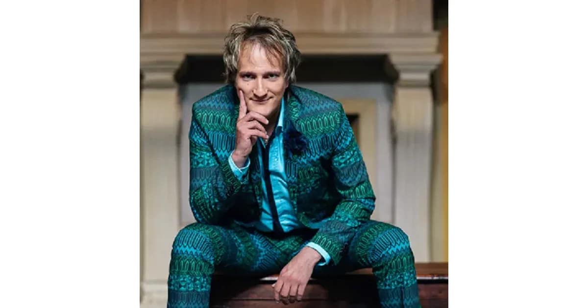 Mr. Rod - The No.1 Rod Stewart Show - ... unplugged & seated event image