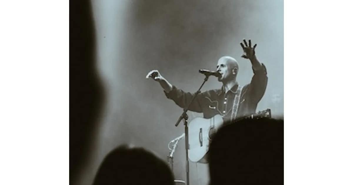 MILOW - BOY MADE OUT OF STARS UNPLUGGED event image