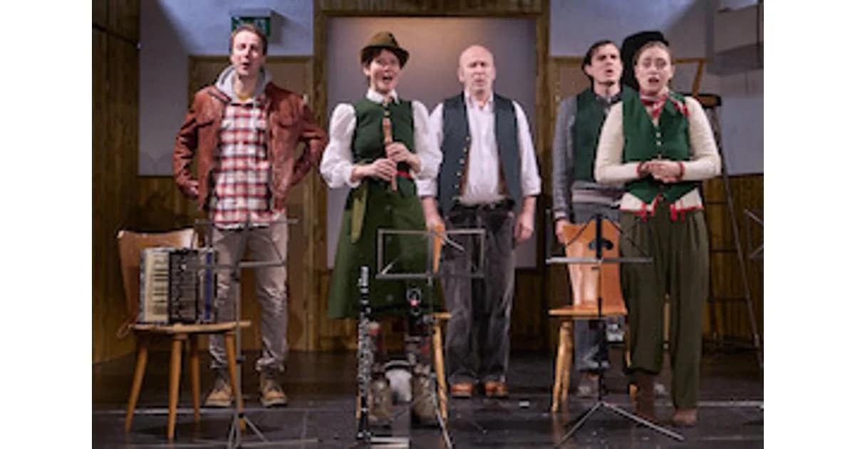 Theater - Halbe Hütte event image