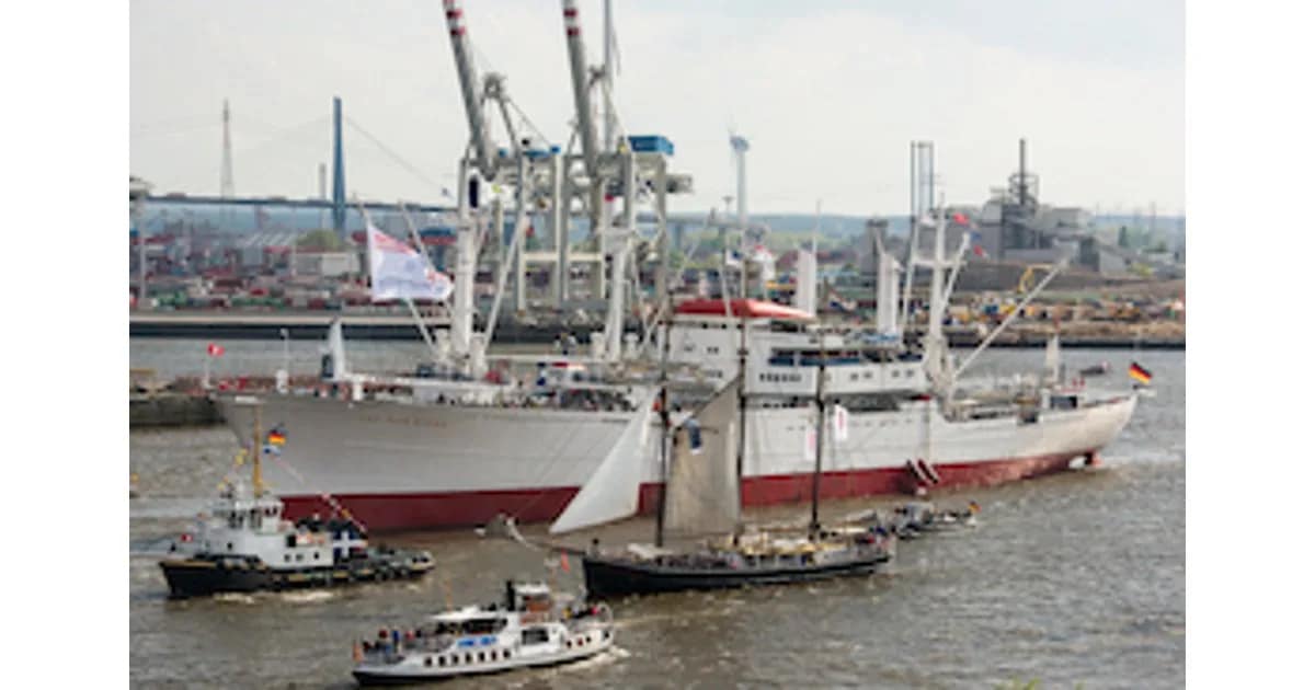 Fahrten - Hafengeburtstagsfahrt zum 838. Hafengeburtstag Hamburg event image
