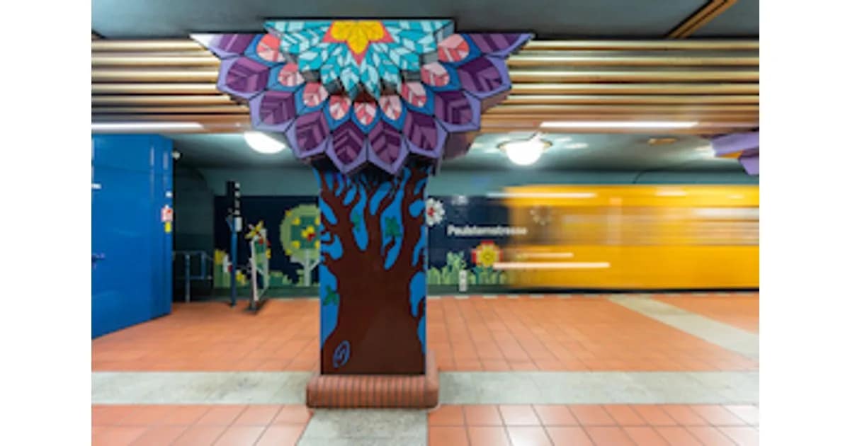 AUFBAUAUF - Jung, aber Denkmal: U-Bahn-Architektur event image