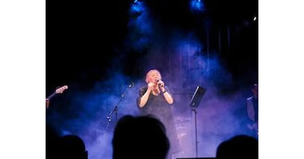 Ellen Esser & Band - Ein Abend mit deutschen & französischen Liedern event image