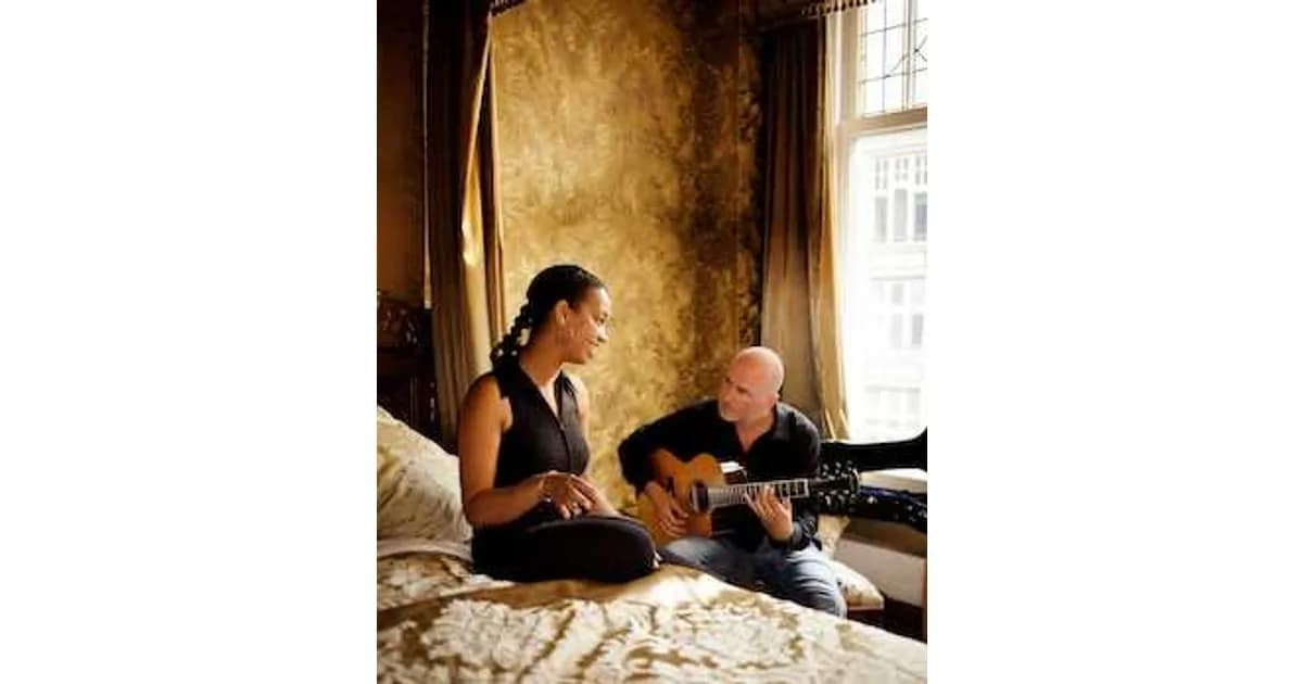 Friend N Fellow - One voice, one guitar event image
