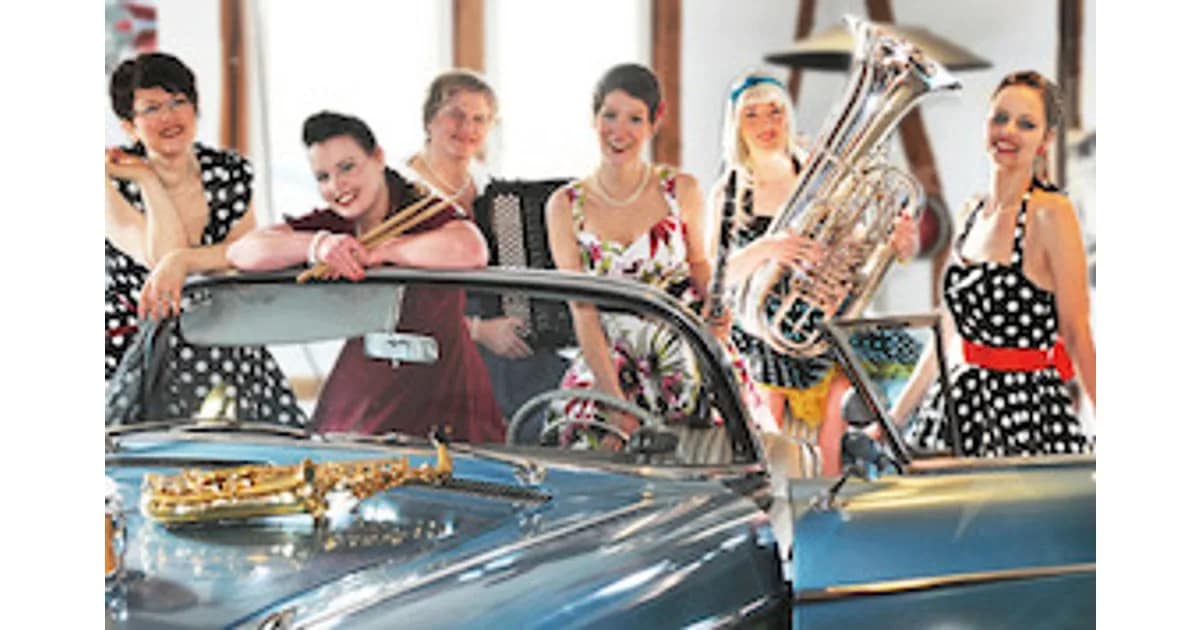 ... von Kopf bis Fuß auf Liebe eingestellt - 2. Vorstellung event image