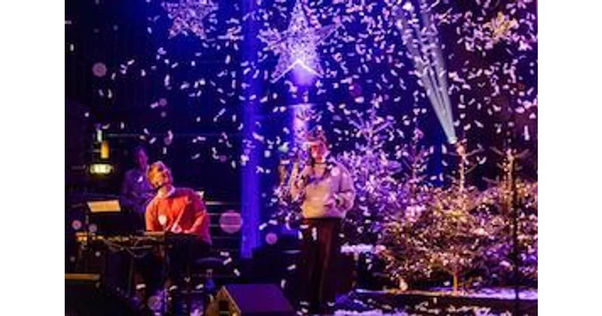 Rietberger Adventssingen - Das große Zusammen-Weihnachtslieder-singen event image