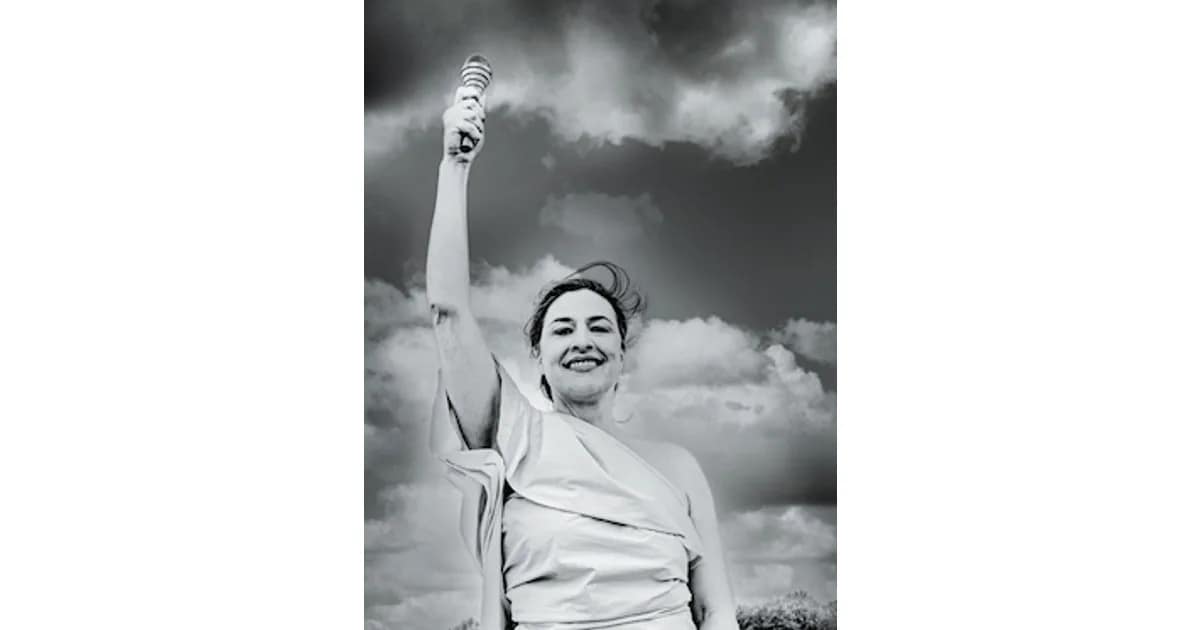 Eva Eiselt: JETZT oder SIE - Solokabarett event image