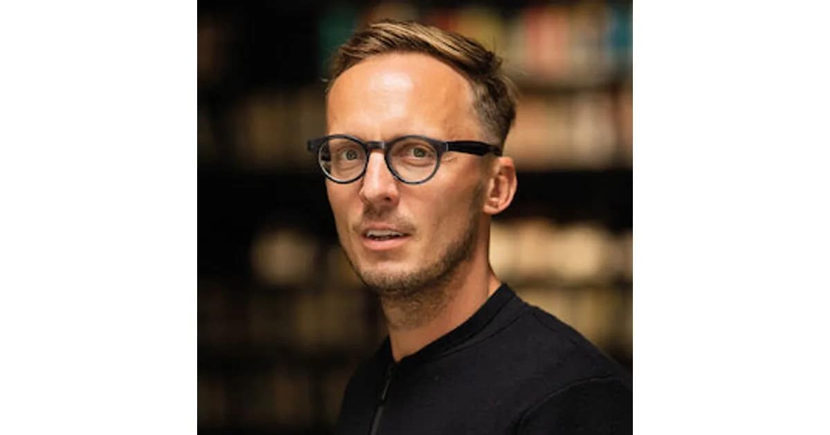 Michal Hvorecký - Dissident – Ein leidenschaftlicher Appell gegen den Rechtsruck in Europa event image