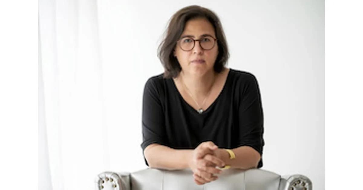 Literaturtage Albstadt 2026 - Eine alte Schachtel liest über die Liebe - Musikalische Lesung mit Karina Eyrich event image