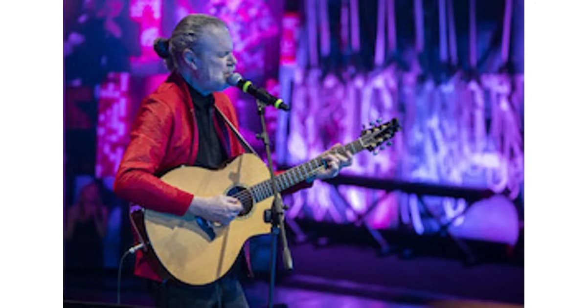 Beppe Gambetta im Folkclub Prisma e.V. Pforzheim - Italian acoustic guitarist and singer event image