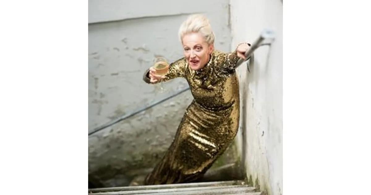 Katharina Hoffmann - Die Hoffmann stirbt zuletzt event image