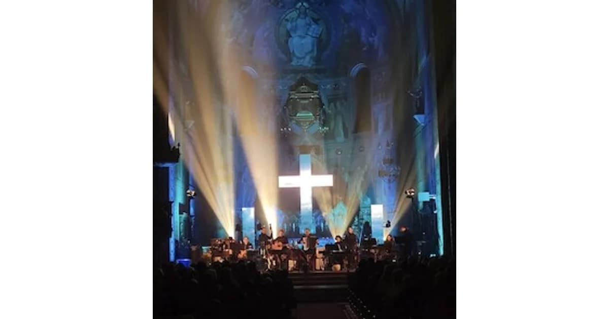 PASSION - LUZ AMOI - Ein Versprechen für den Himmel event image