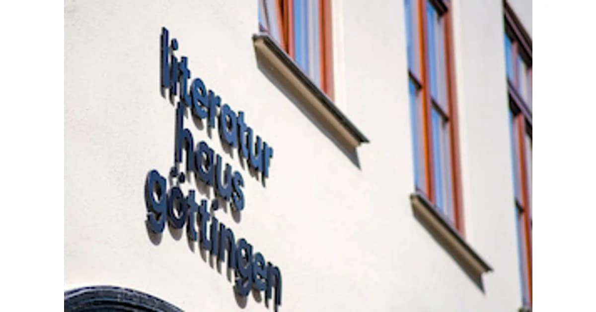 »Im ersten Licht« - Norbert Gstrein event image