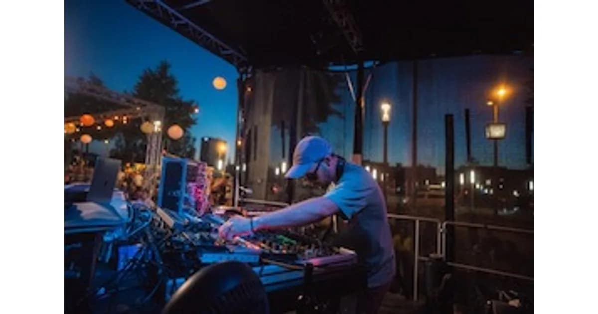 Maier-Hauff // DeRungs - „electronic fokus" - Live - Electronics- House - Duo >> tanzbar !! mit Synthesizer - Piano - Trompete und Saxofon event image
