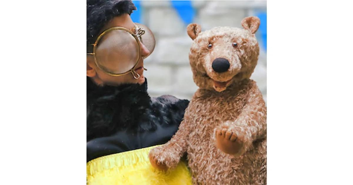 Der Faulbär büxt - Schauspiel und Puppenspiel für Kinder event image