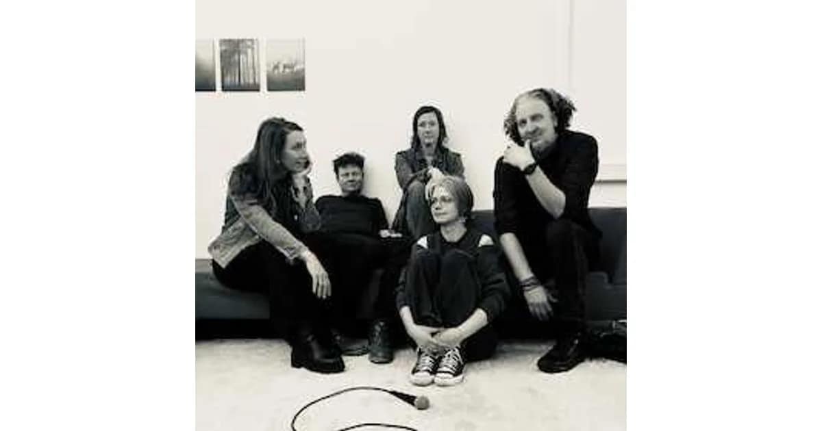 Beyond the Boroughs - Wohnzimmerkonzert in Halle 13 event image