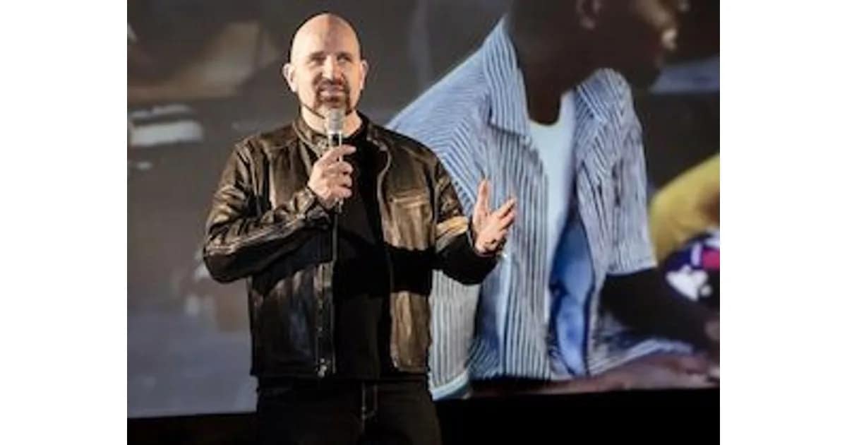 Dominik Kuhn - "Künstliche Intelligenz - Leuchtende Zukunft oder Leben in der Matrix" event image