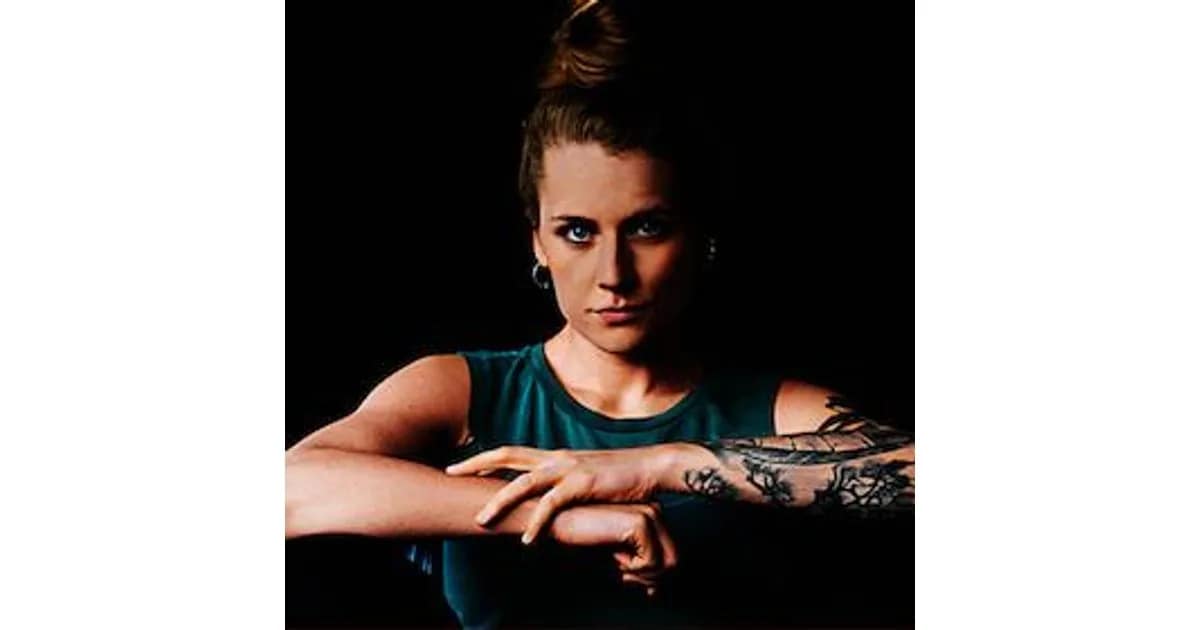 Laura Braun - Vom Weg ab event image